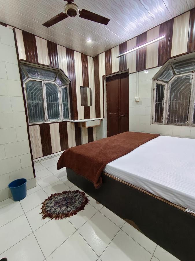 Hotel India Inn Walking Distance From Taj Mahal-- Rooftop Taj Mahal View آغْرا المظهر الخارجي الصورة