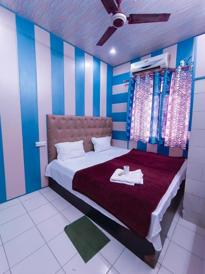 Hotel India Inn Walking Distance From Taj Mahal-- Rooftop Taj Mahal View آغْرا المظهر الخارجي الصورة