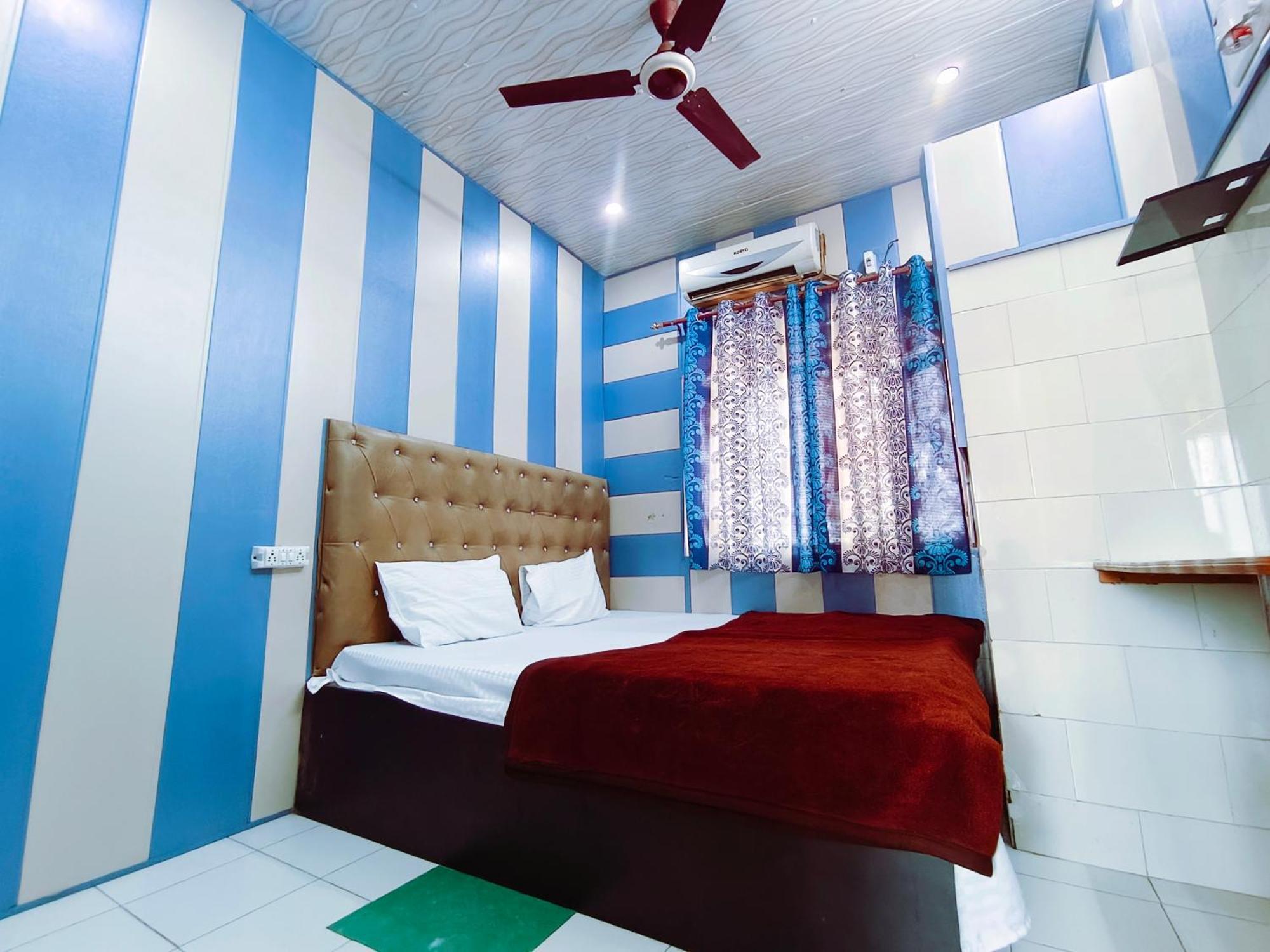 Hotel India Inn Walking Distance From Taj Mahal-- Rooftop Taj Mahal View آغْرا المظهر الخارجي الصورة